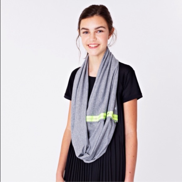 Ivivva Other - Ivivva Gray Scarf‎ Girls